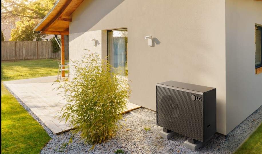 LG Therma V(TM) R290 Monobloc 7 and 9 kilowatt(kW) air-to-water heat pump (AWHP)